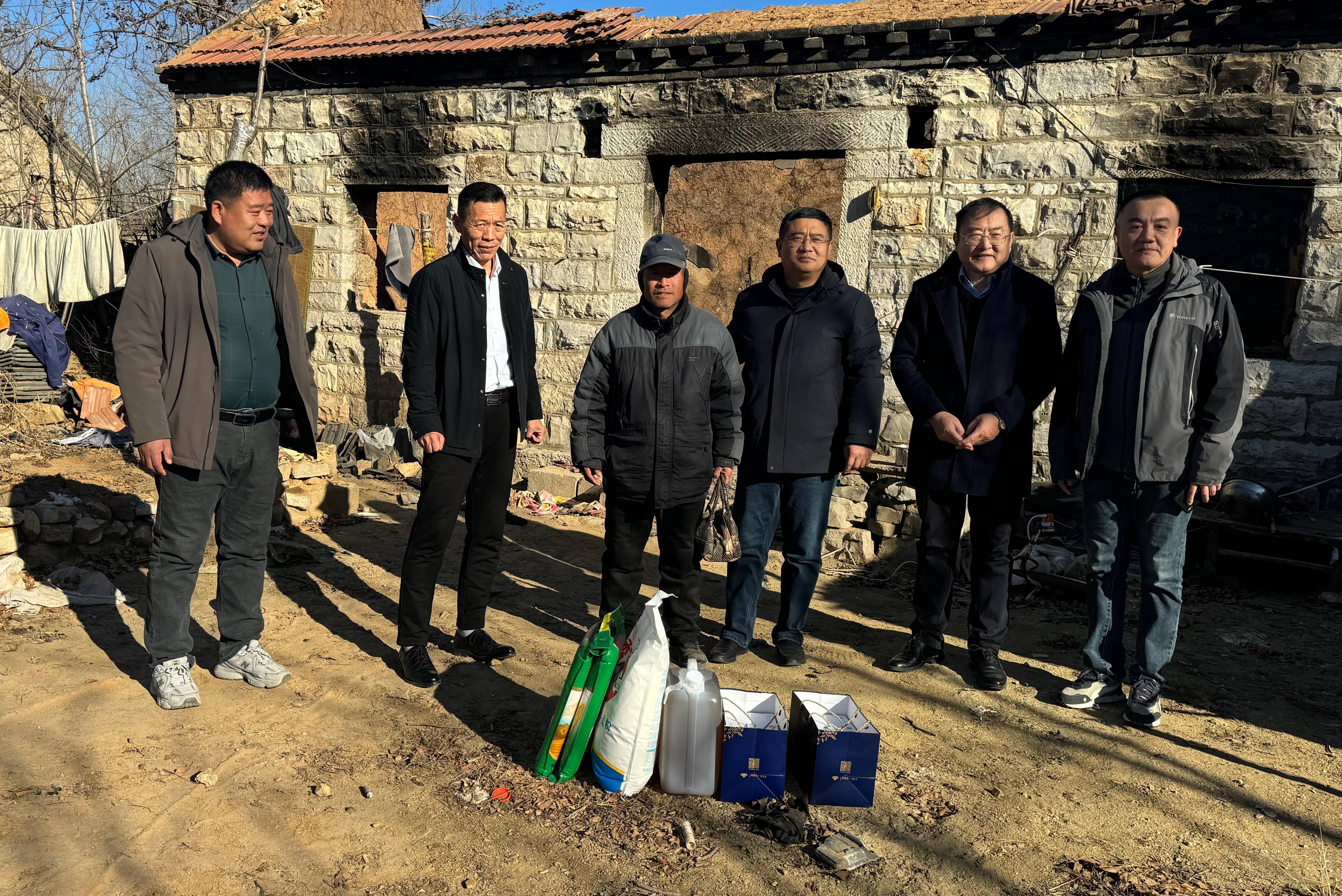 20150115“中华财险“以情暖心”